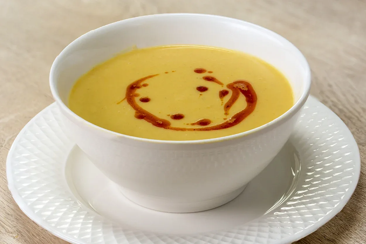 Linsensuppe (Mercimek)